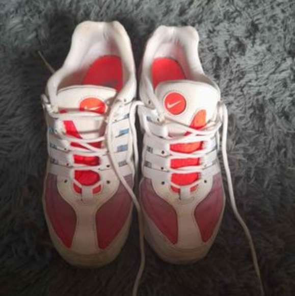 Nike Shoes - Nike air max vgr traiiners  uk 5.5